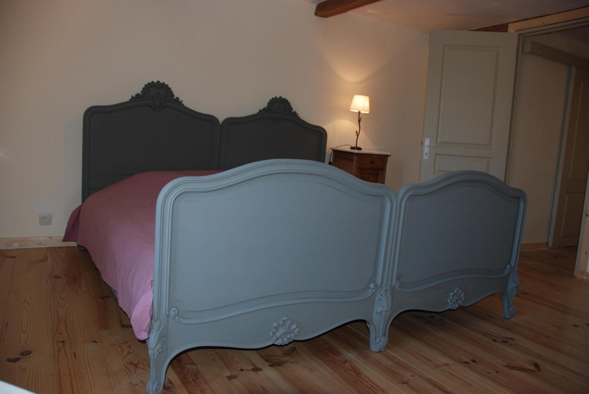 B&B Les Trois Voisins Bourseigne-Vieille Exteriör bild
