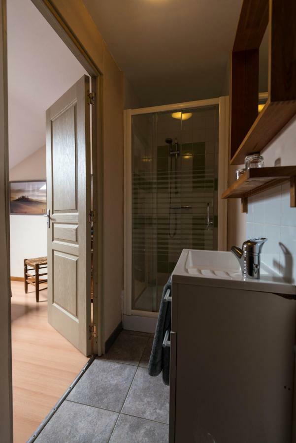 B&B Les Trois Voisins Bourseigne-Vieille Exteriör bild